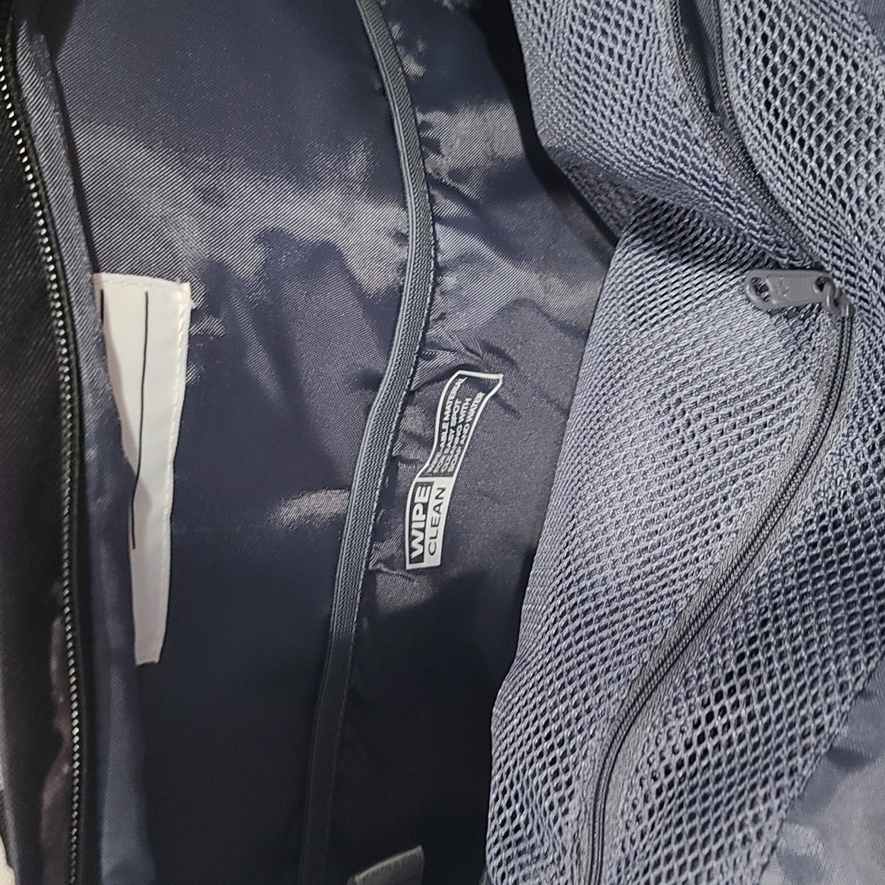 Adidas Unisex Trefoil Backpack 2.0, Camo Series Chalk White Black, One Size - Picture 2 of 4